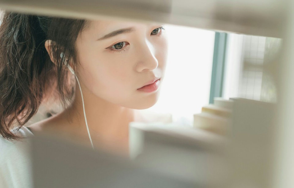 “嗡嗡嗡~”